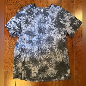 Lululemon All Yours T-Shirt, tie dye blue and white, size 4